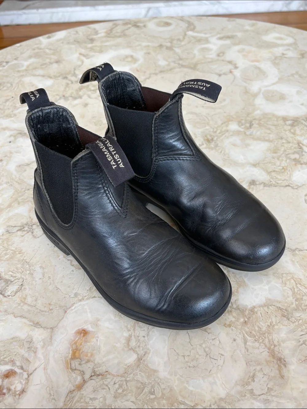 Blundstone 510 Chelsea Boots – Black Leather – AU 3.5 (Women’s)